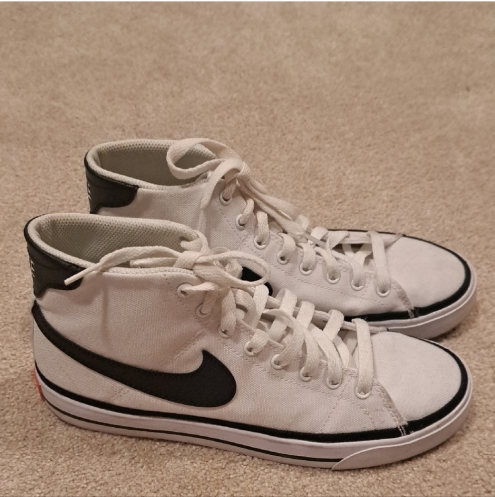 Nike Men's White and Black High-Top Sneakers